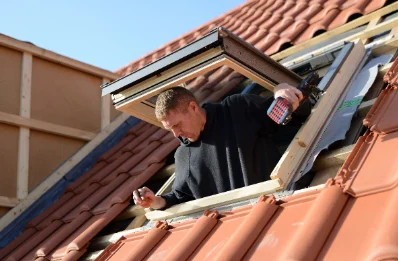 Pose de fenêtres de toit Velux aux Martys